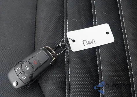 2015 Ford Fusion Se z USA, uszkodzony, nr VIN 3FA6P0H77FR210715